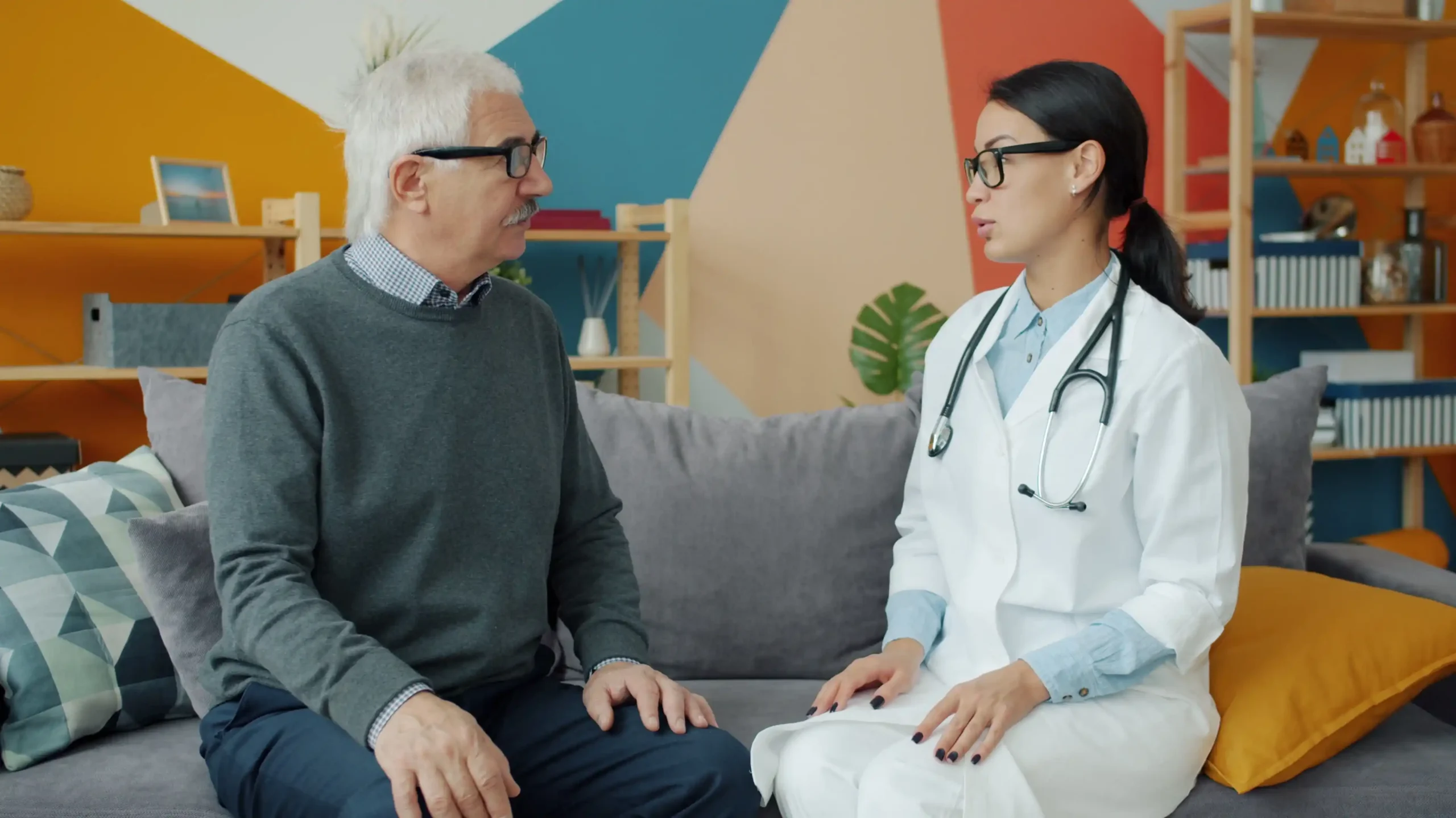 Doctor discussing testosterone and heart disease with a male patient.